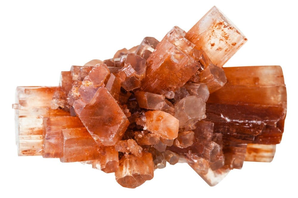 Cristaux d'aragonite orthorhombique — origine géologique et biogène, polymorphe de la calcite