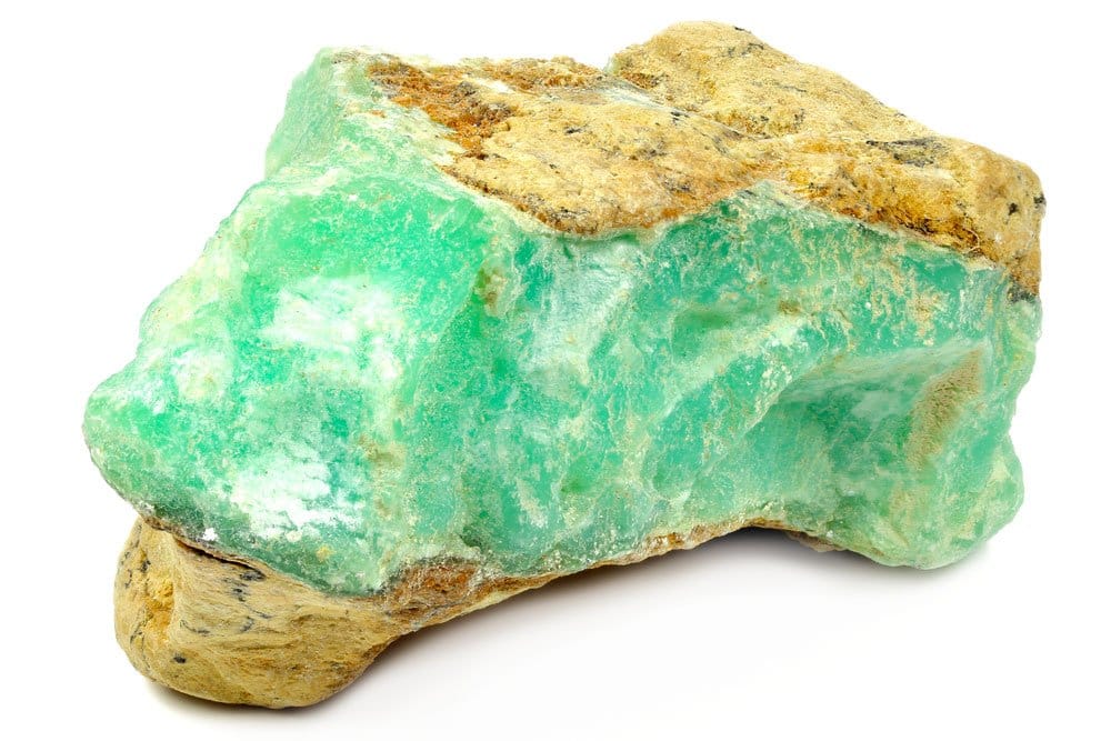 Chrysoprase brute en gisement — origine et composition silicate de nickel