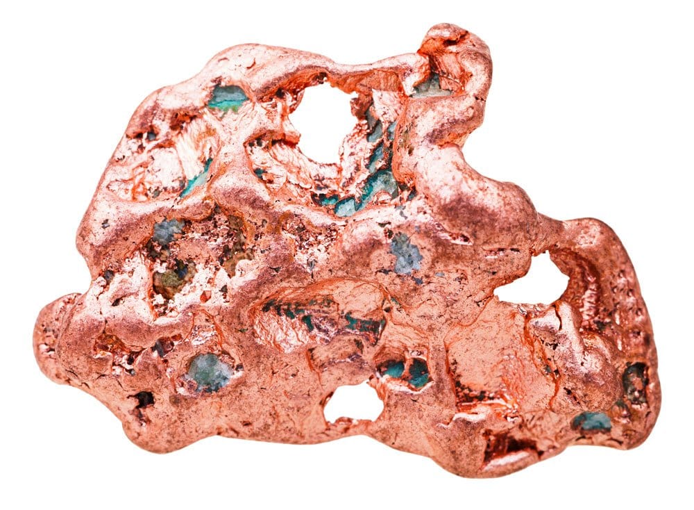 Cuivre natif — cristallisation cubique Cu, masses dendritiques dans les basaltes, formation hydrothermale