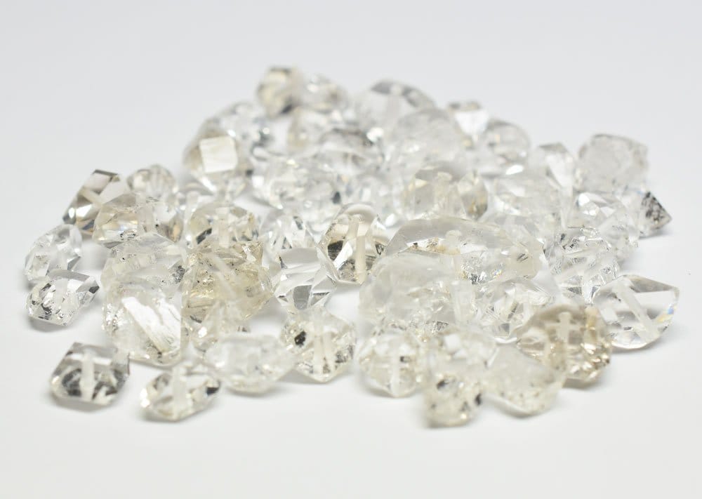 Diamant taillé en brillant — vertus de clarté mentale, illumination spirituelle, amplificateur universel