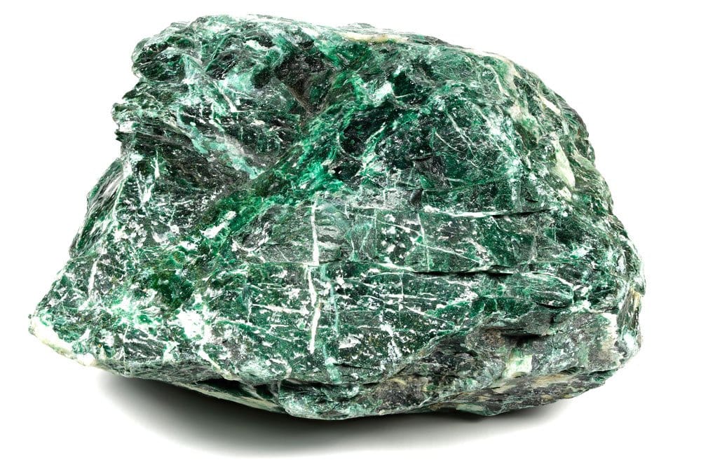 Origine et composition de la pierre jade — jadéite et néphrite