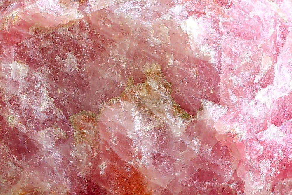 Pierre quartz rose naturel — cristal de l'amour universel et de la compassion