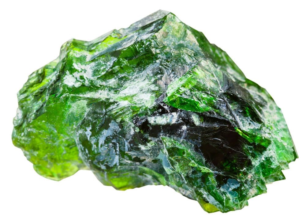 Diopside chromifère naturel vert intense - origine Sibérie et composition silicate calcomagnésien