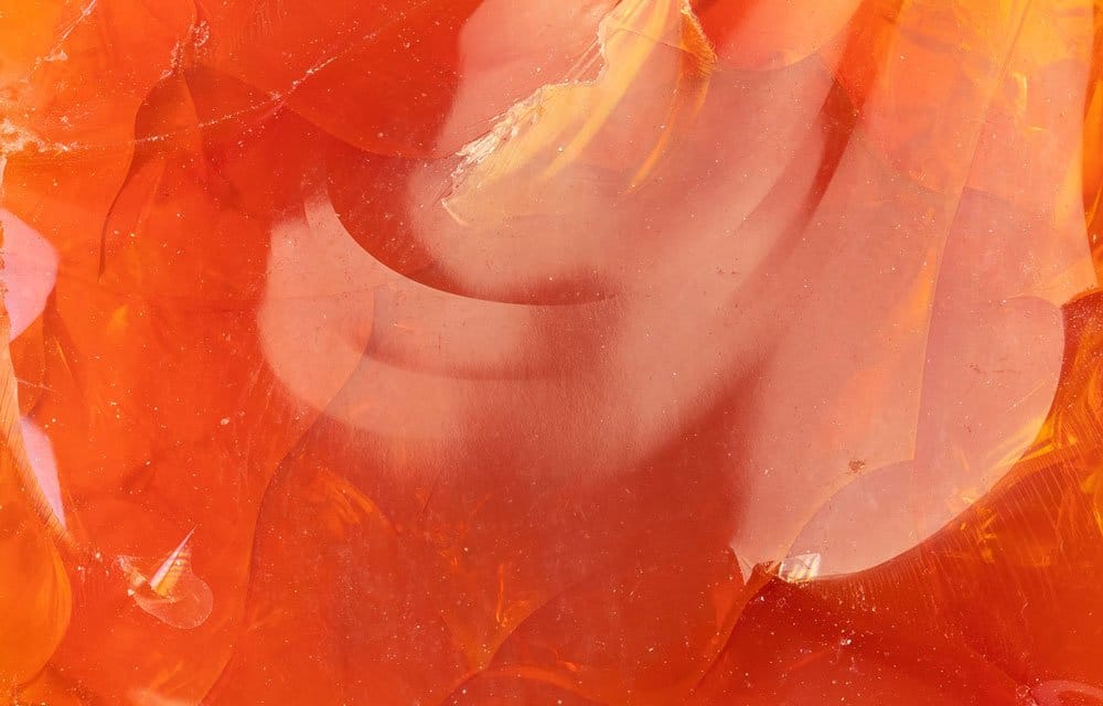 Opale de feu mexicaine flamboyante orange-rouge - histoire aztèque et napoléonienne