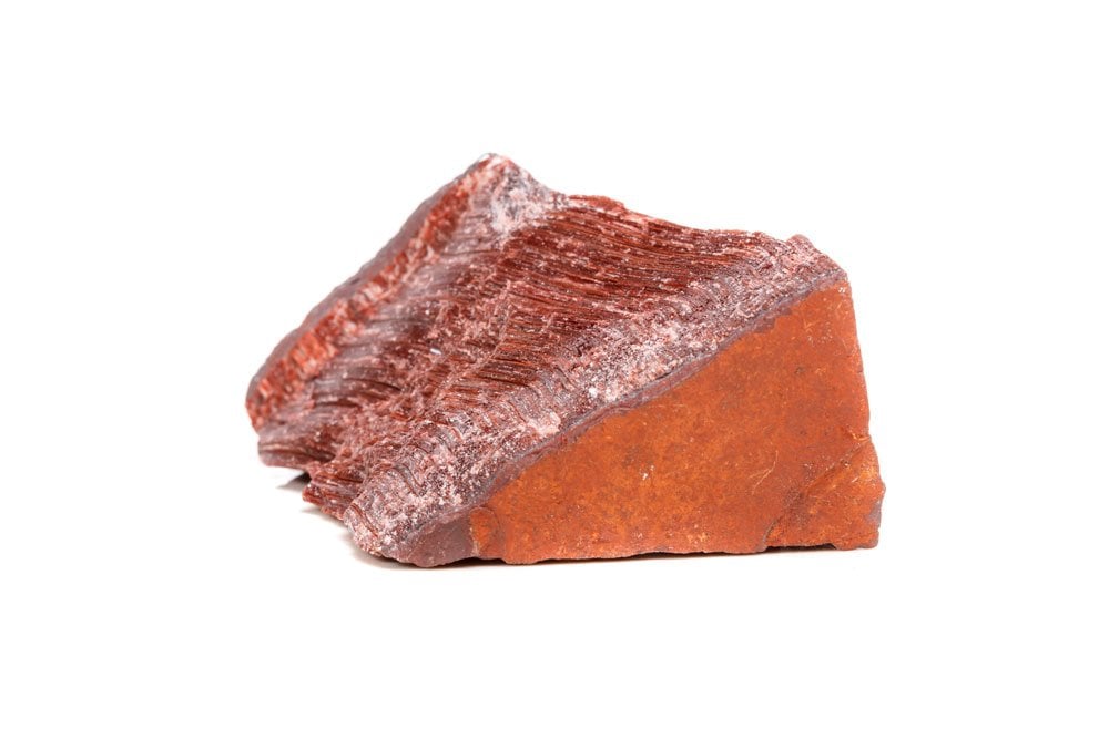Origine et composition de l'œil de bœuf — quartz microcristallin fibreux à crocidolite oxydée, chatoyance brun-rouge