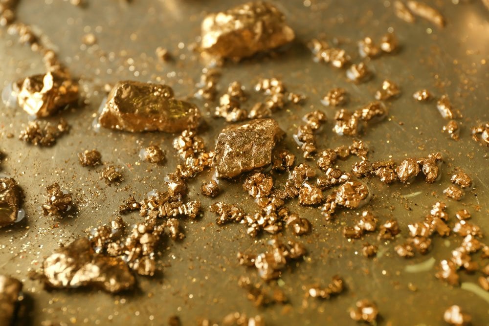 Origine et composition de la pépite d'or — or natif et formation géologique