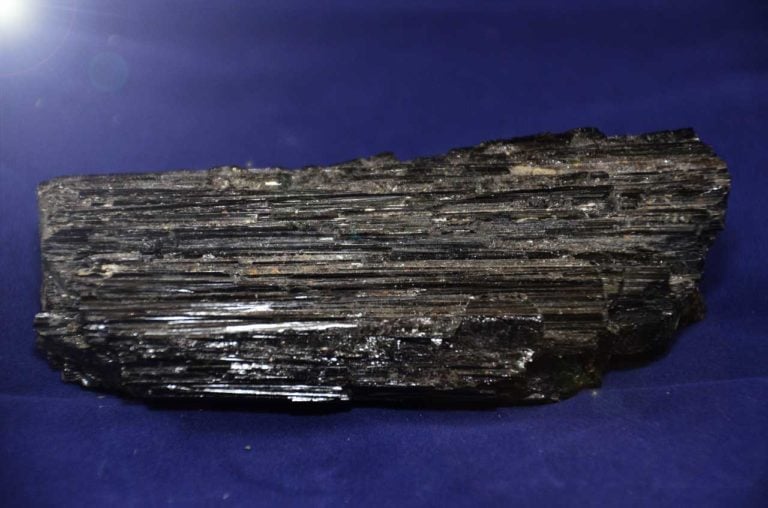 tourmaline noire