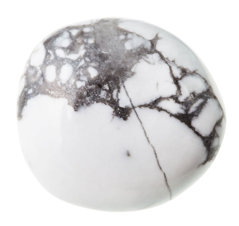 Vertus physiques de la pierre howlite — consolidation osseuse, peau et digestion