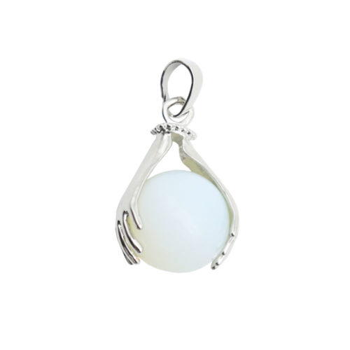 pendentif opale synthétique deux mains