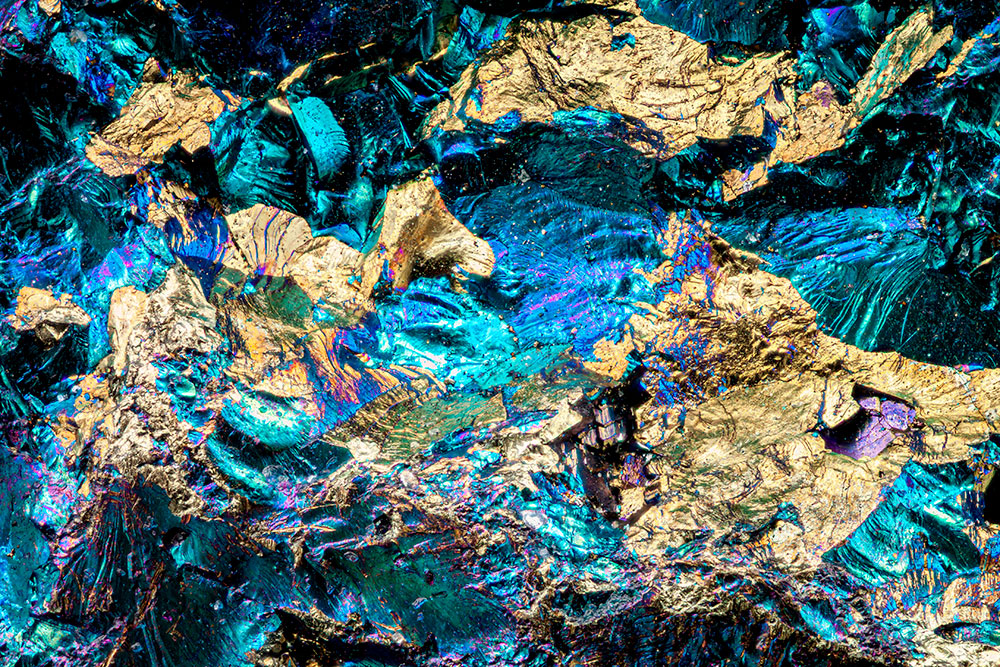 Bornite iridescente irisée violet bleu vert or - patine d'oxydation spectaculaire origine Montana Chili Pérou