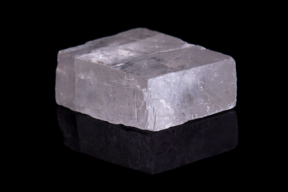 Cristal de calcite optique transparente - Iceland Spar - histoire Vikings navigation solaire