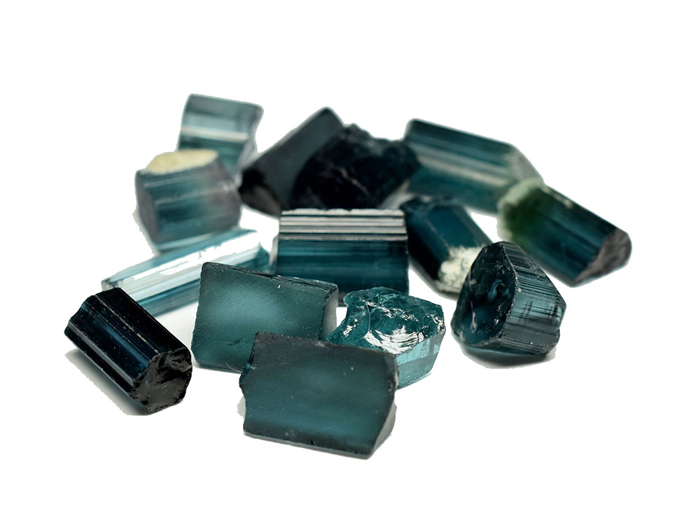 Indigolite tourmaline bleue naturelle du Brésil - cristal brut prismatique, origine Paraíba et composition ferrique