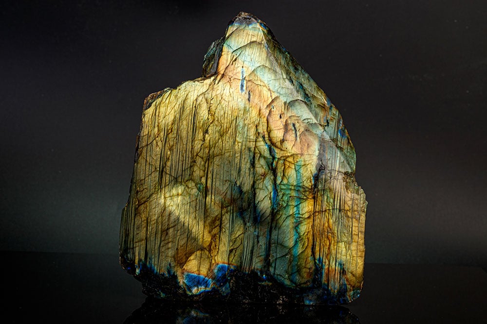 Labradorite dorée polée - origine composition feldspath aluminosilicate calcium sodium