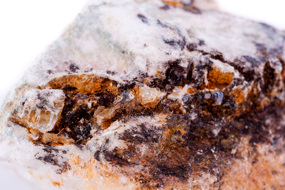 Pétalite polie translucide - pierre des anges, connexion spirituelle et protection énergétique