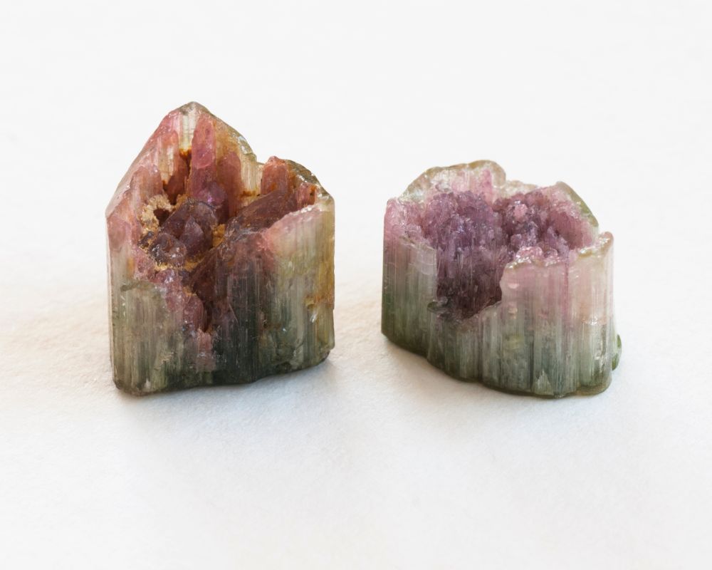 Gisements d'elbaïte melon d'eau et tourmaline lithium - Origines minéralogiques