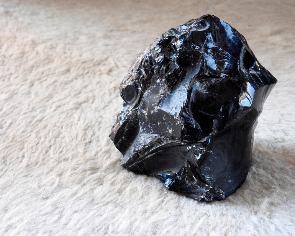 Obsidienne larme d'apache nodules noirs - histoire tragique Apache Leap Mountain Arizona
