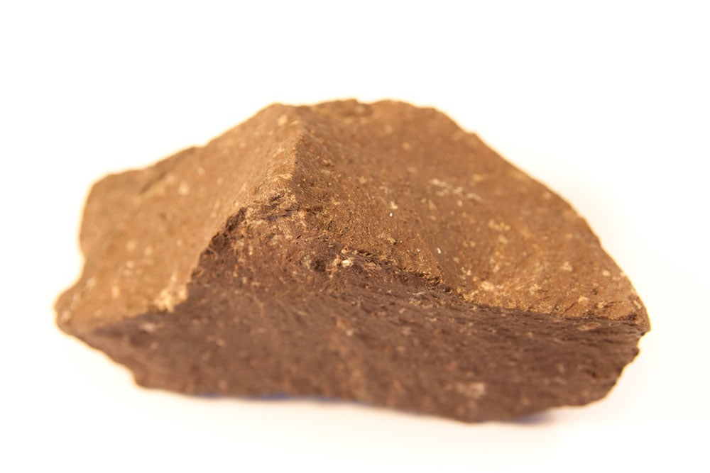 Porphyre impérial brut - Mons Porphyrites, Égypte antique, cristaux de feldspath blanc