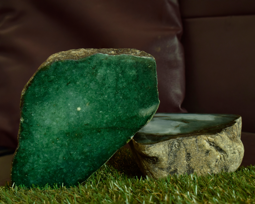 Gisement de Buddstone en Afrique du Sud, minéraux verts fuchsite dans leur environnement géologique naturel archéen, Kaapvaal