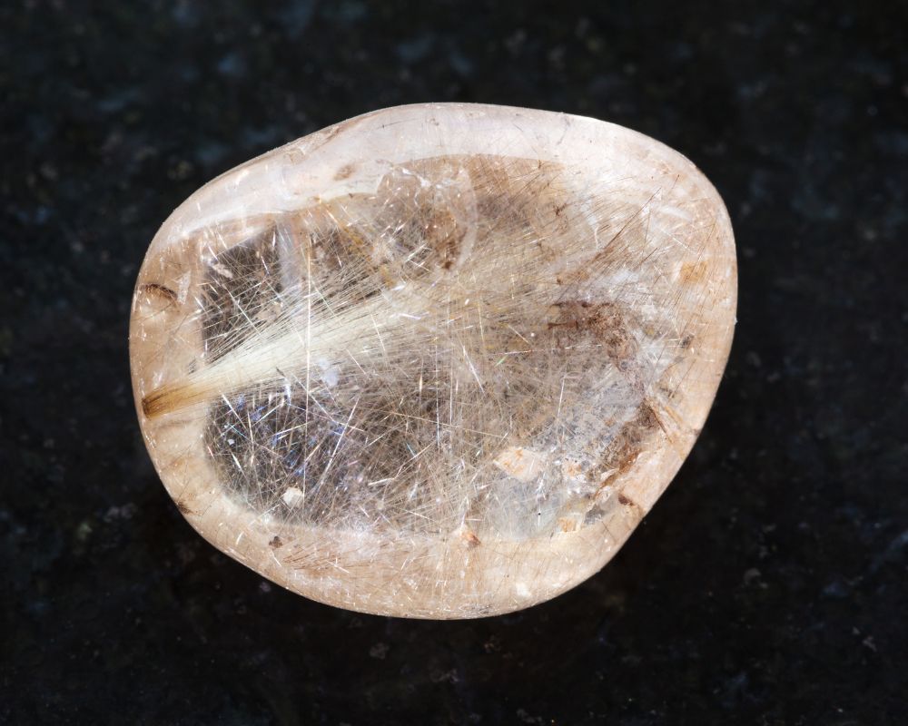 Dream stone polie avec formations paysagères - origine minéralogique quartz incluant chlorite