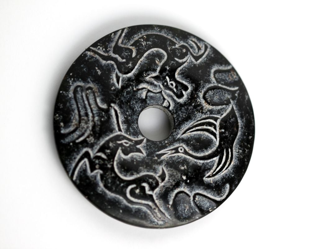 Pierre jade noir brut - histoire ancestrale, protection contre les énergies négatives, tradition chinoise