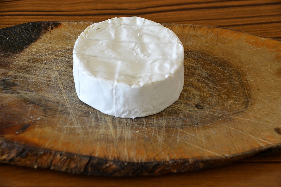 Camembert - Guide des Aliments de A à Z - France Minéraux