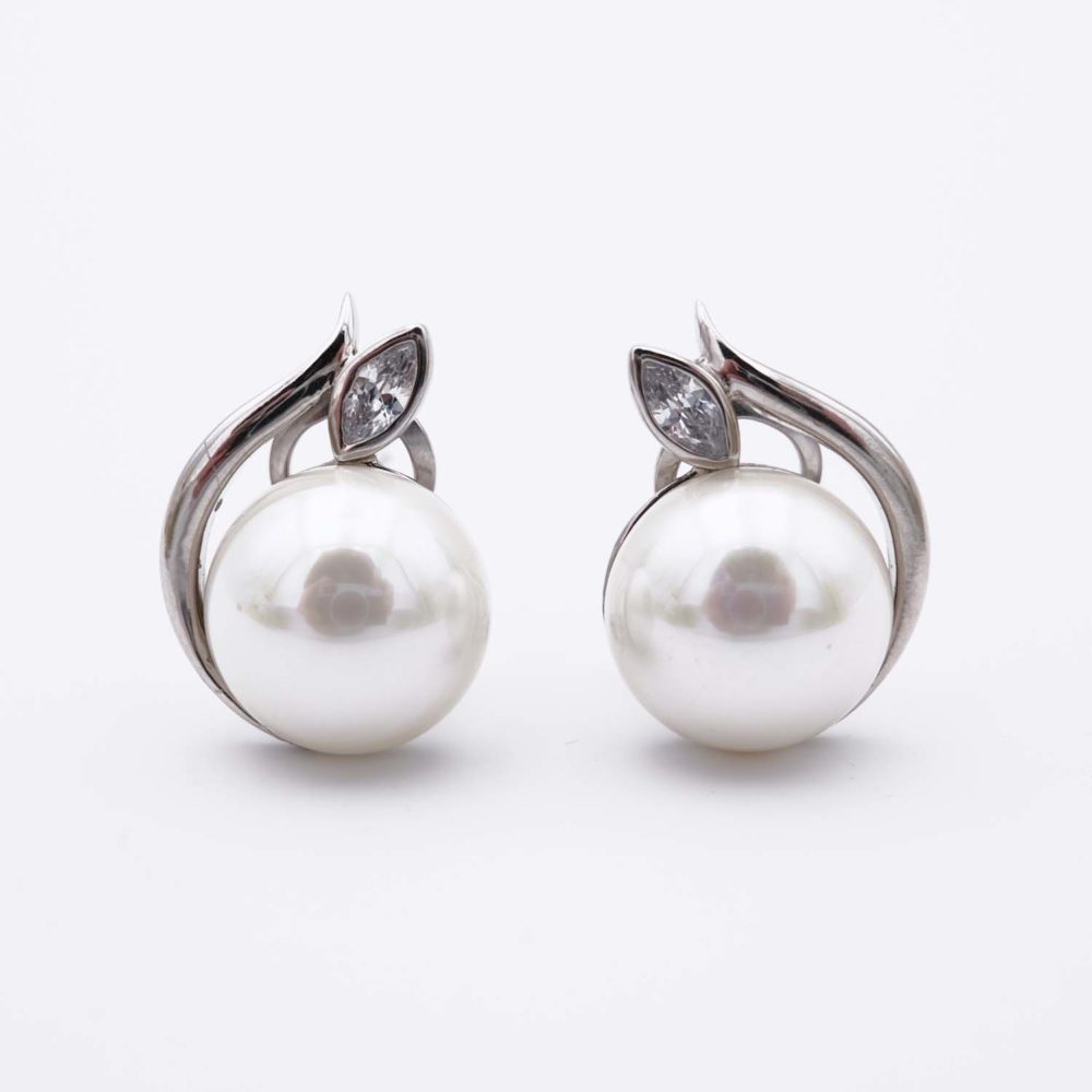 Boucles d'Oreilles en Perles de Majorque - 9 x 12 mm - Image 2