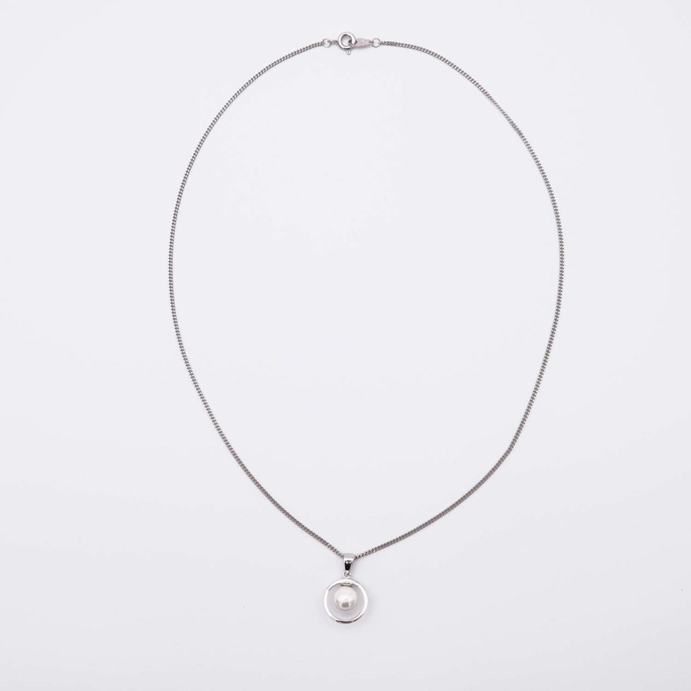Pendentif en Perles de Majorque et Chaîne - 13 x 13 mm - Image 6