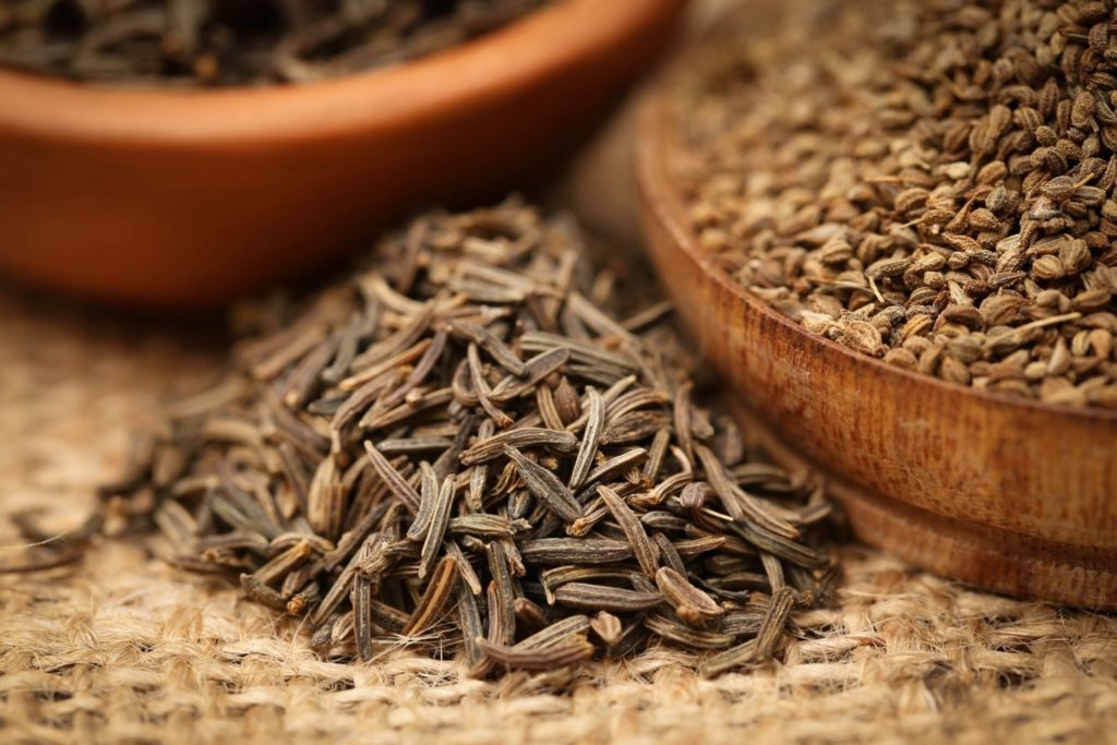 huile-essentielle-carvi-caracteristiques