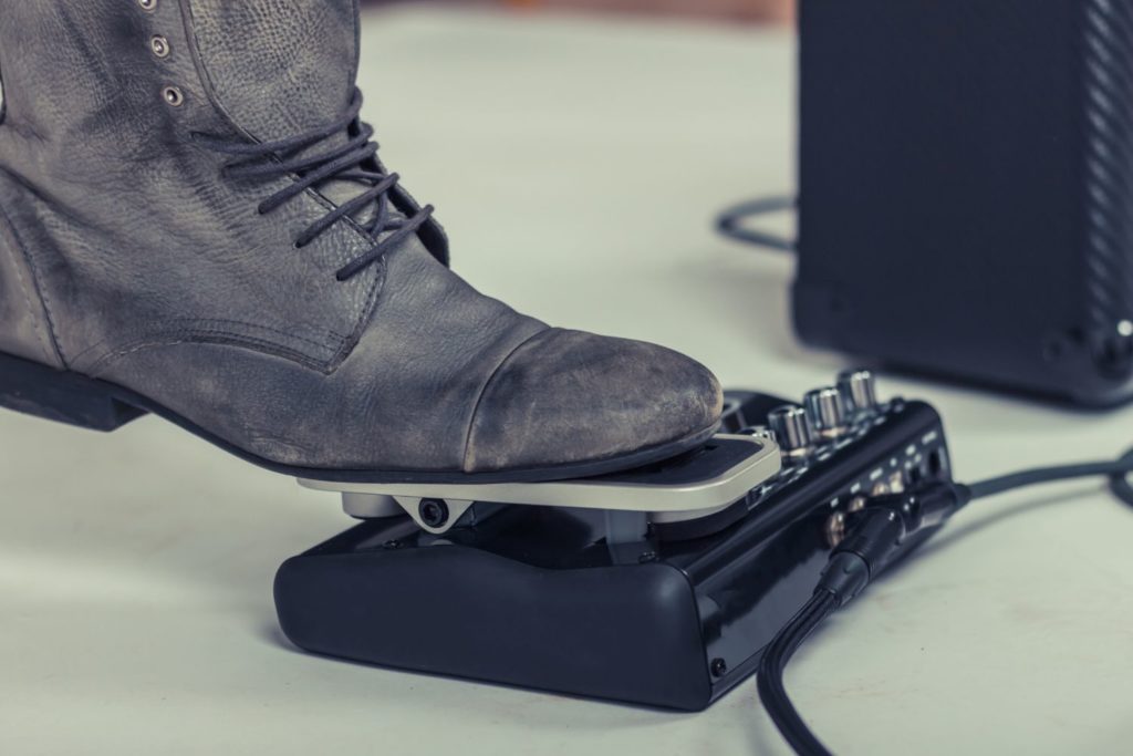 instrument-pedale-wah-wah-description