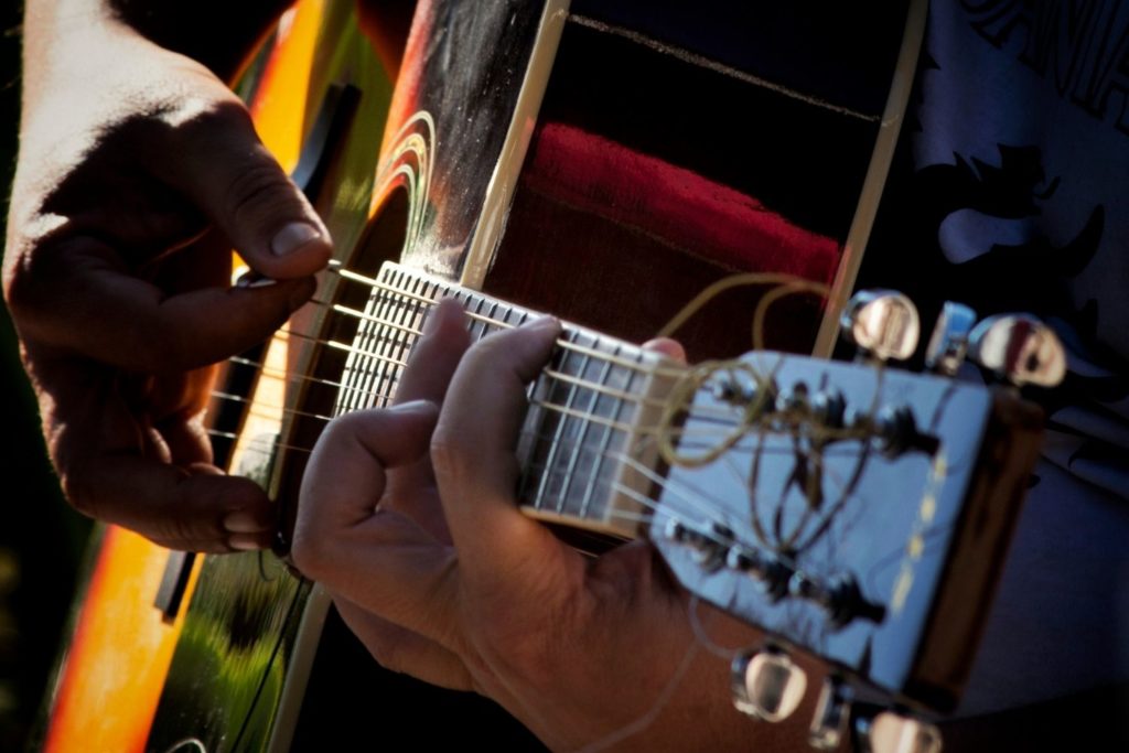 instrument-Guitarra-huapanguera-apprendre