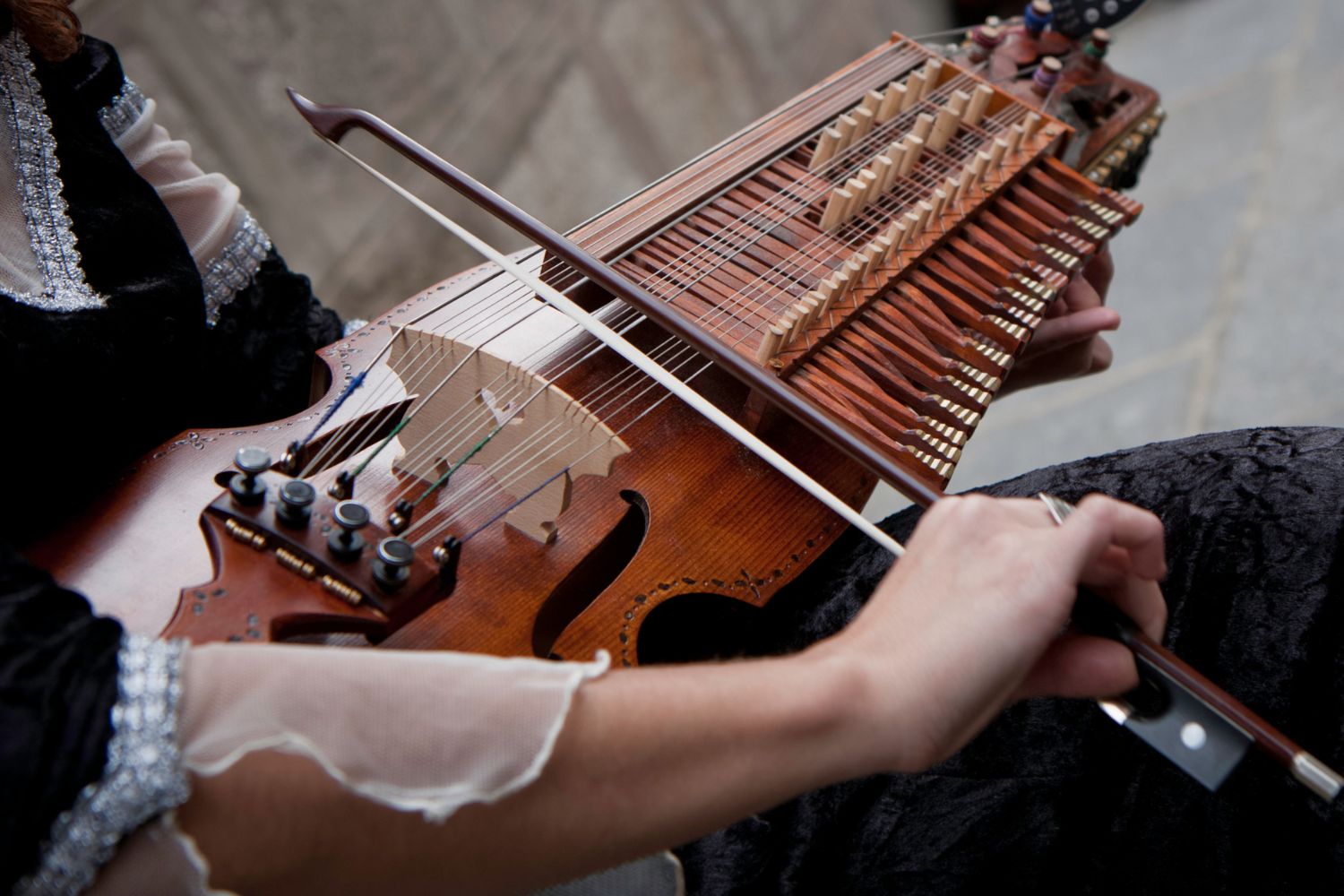 instrument-Nyckelharpa-description
