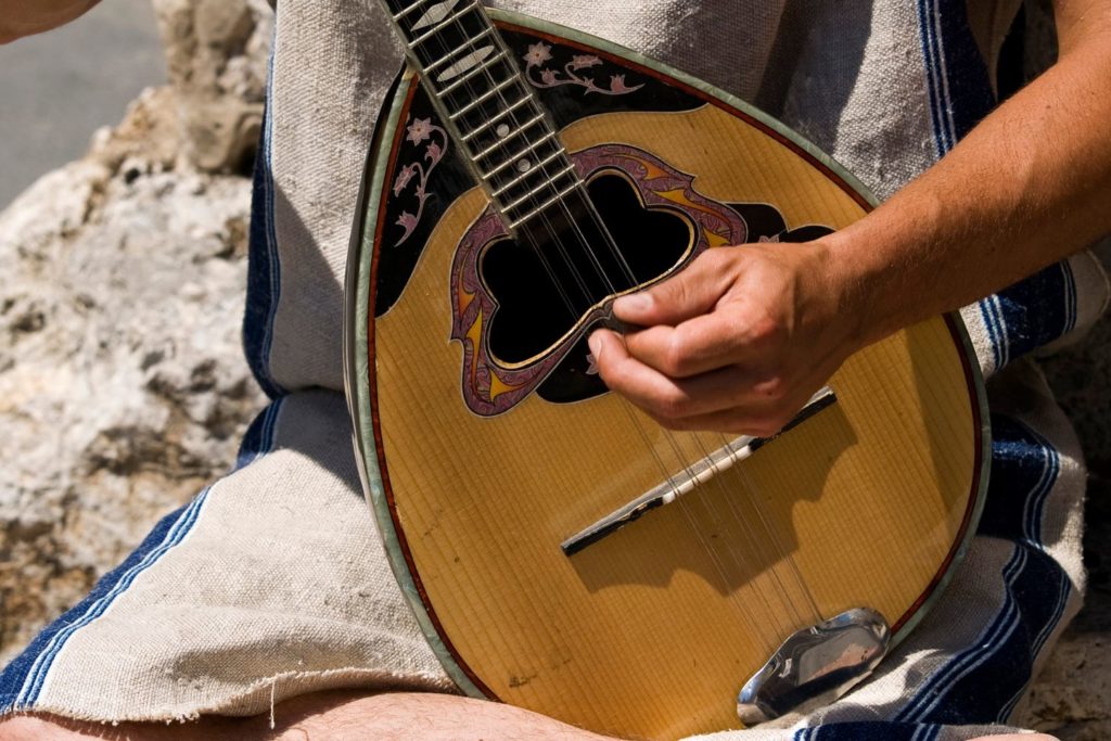 instrument-Luth-suedois-apprendre