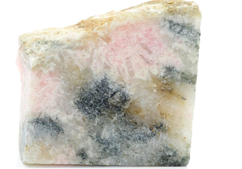 Tugtupite brut du Groenland Canada Russie - gisement rare sorosilicate de sodium béryllium