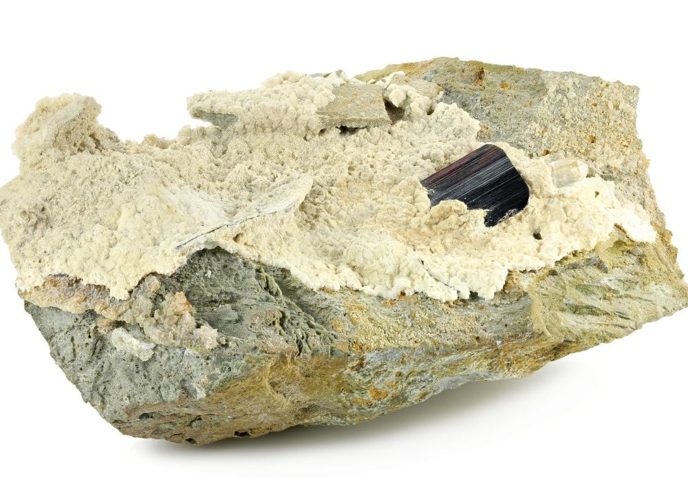 Histoire et signification spirituelle de la pierre brookite minéral rare