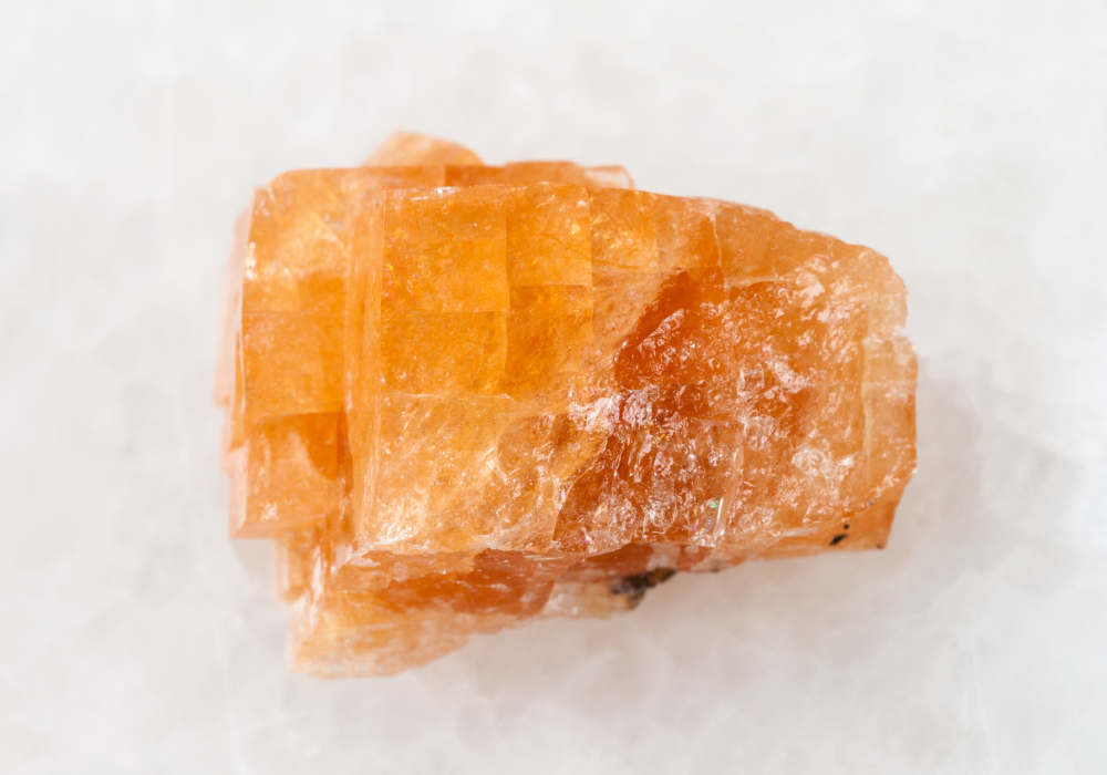 Chabazite formation volcanique gisements géologiques