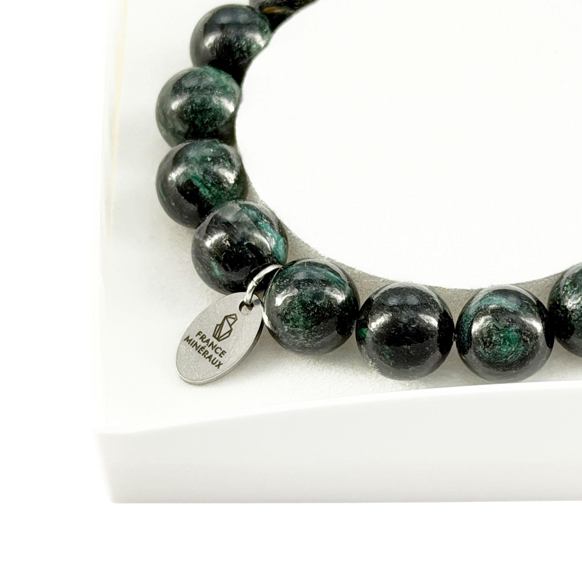 Bracelet Émeraude - Perles de 10mm – Image 4