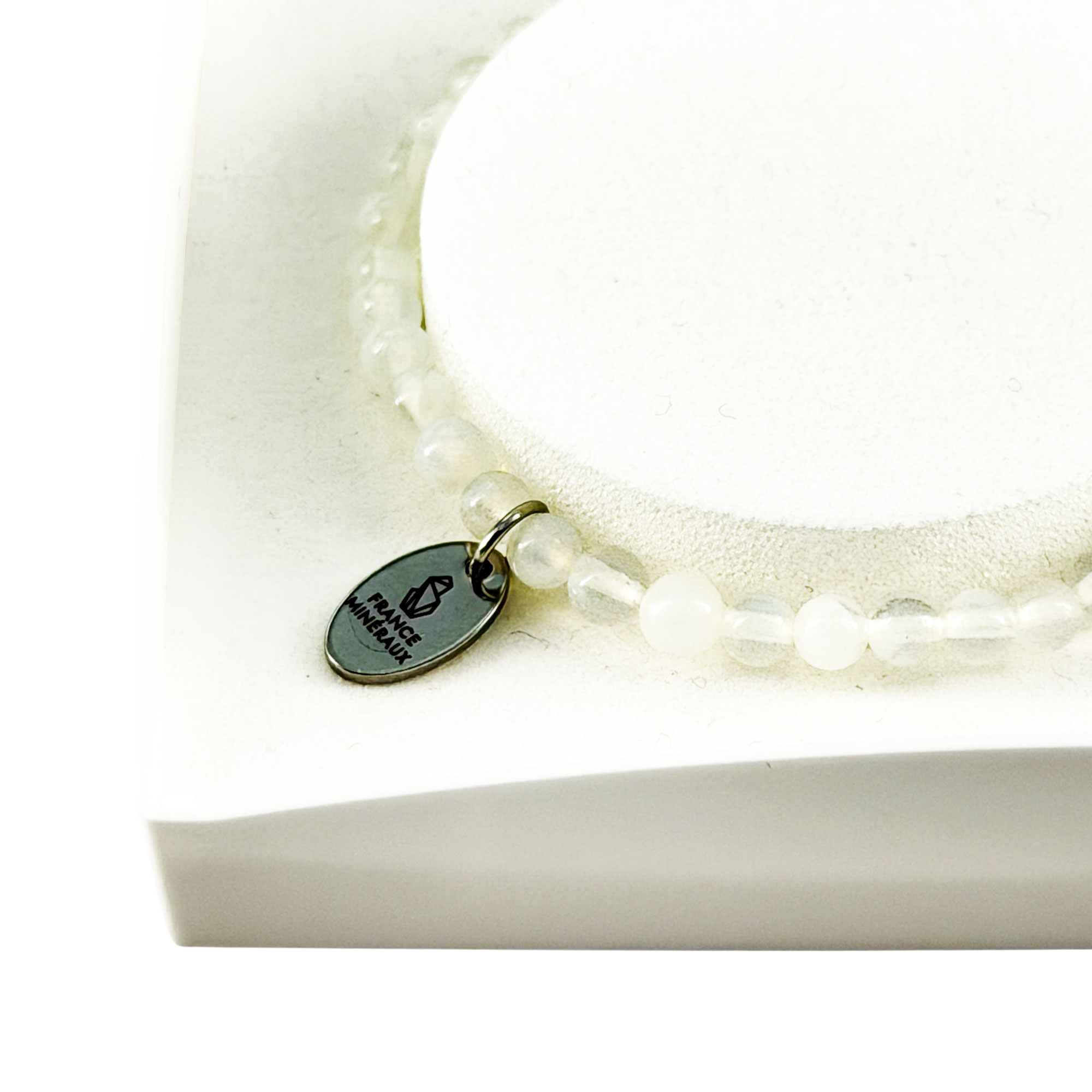 Bracelet Opale Synthétique - Perles de 3-4mm – Image 4