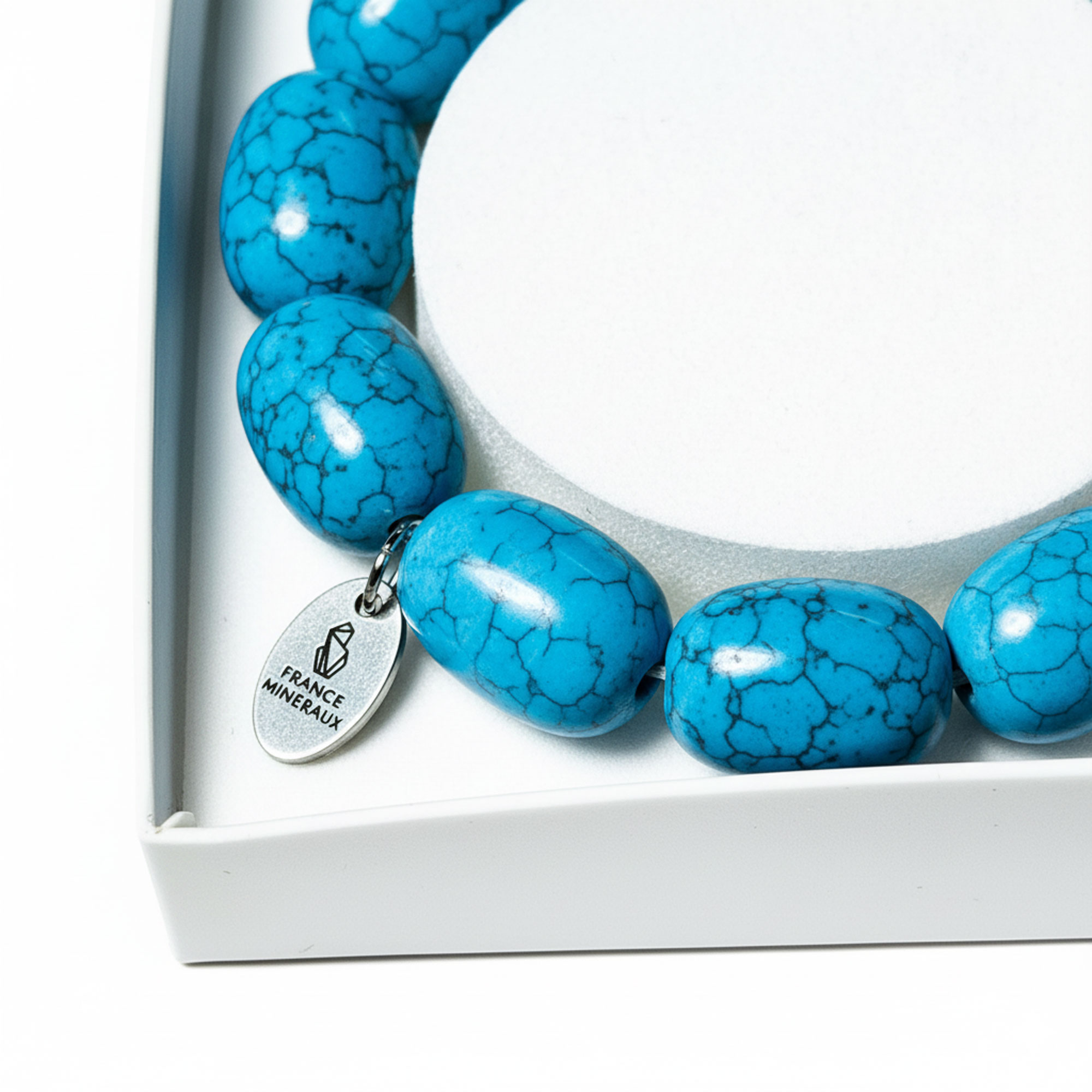 bracelet-howlite-bleue-pierres-pepites-03