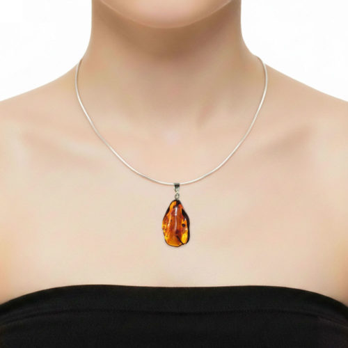 pendentif-ambre-brut