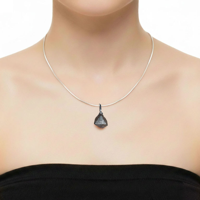 pendentif-magnetite-octaedre