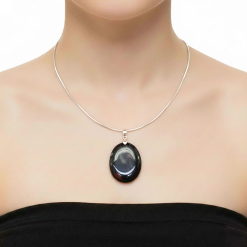 pendentif-pierre-de-sang-pierre-plate