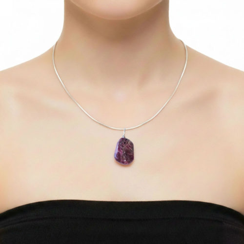 pendentif-rubis-pierre-roulee