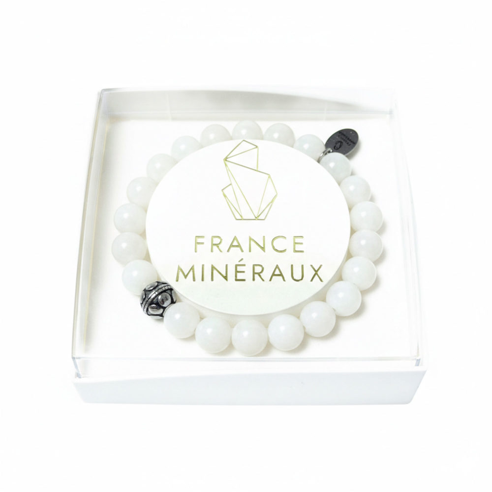 bracelet-jade-blanc-et-sphere-pour-elle-01