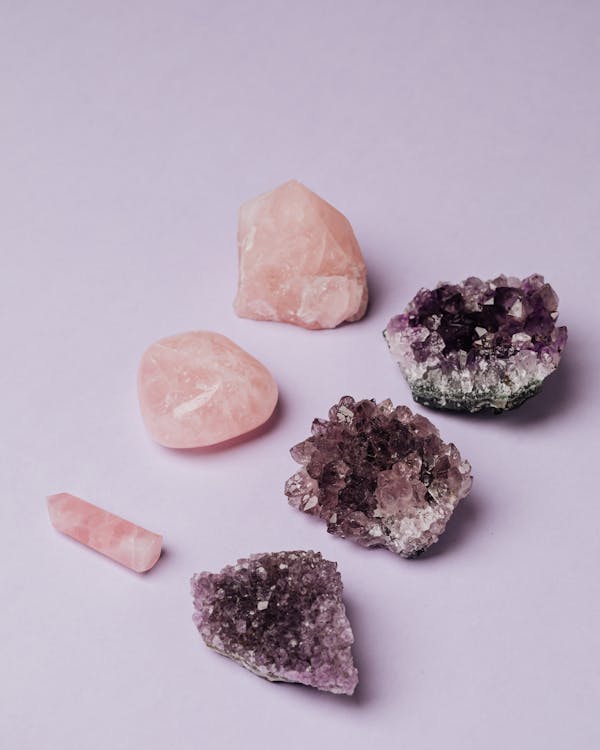 Pierres naturelles et cristaux pour la lithothérapie