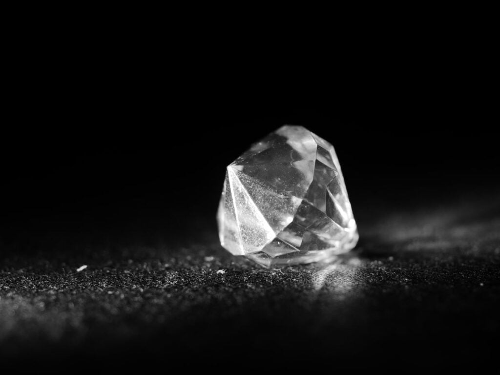 Diamant, le minéral le plus dur, situé à 10 sur l'échelle de Mohs