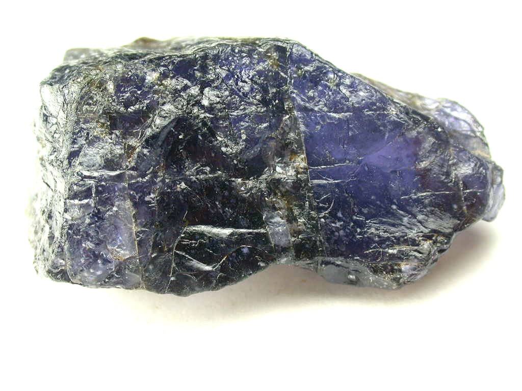Cristal de cordiérite, variété iolite, minéral fortement pléochroïque